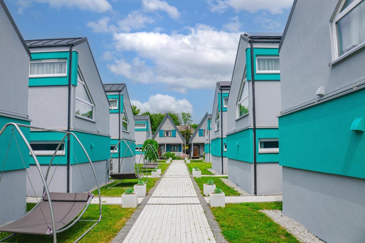 Osrodek Sea Star Premium Hotel ซาร์บินโนโว ภายนอก รูปภาพ