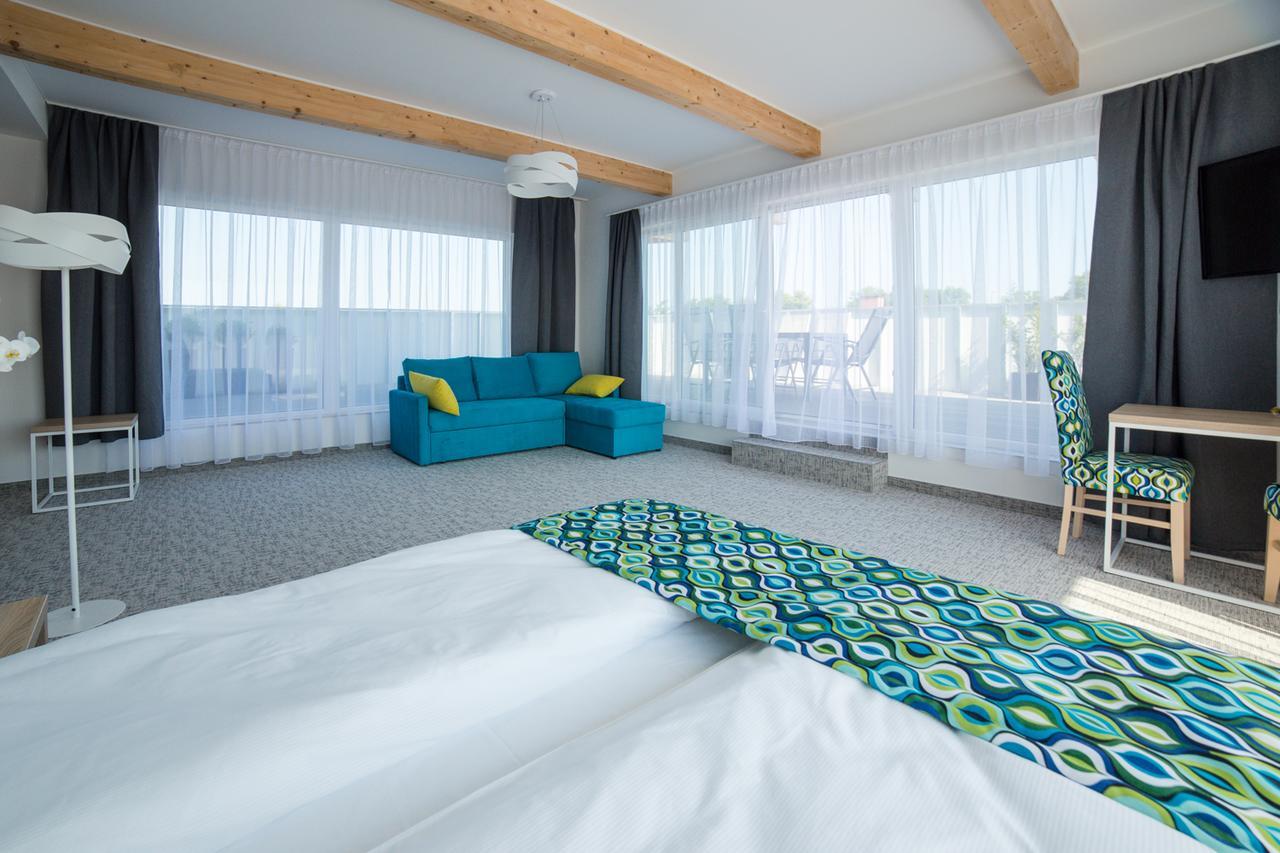 Osrodek Sea Star Premium Hotel ซาร์บินโนโว ภายนอก รูปภาพ